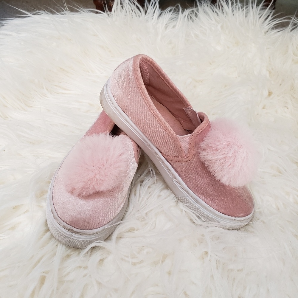 Capellini pink velvet shoes sz.1